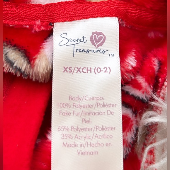 woman’s  christmas onesie - Picture 2 of 2